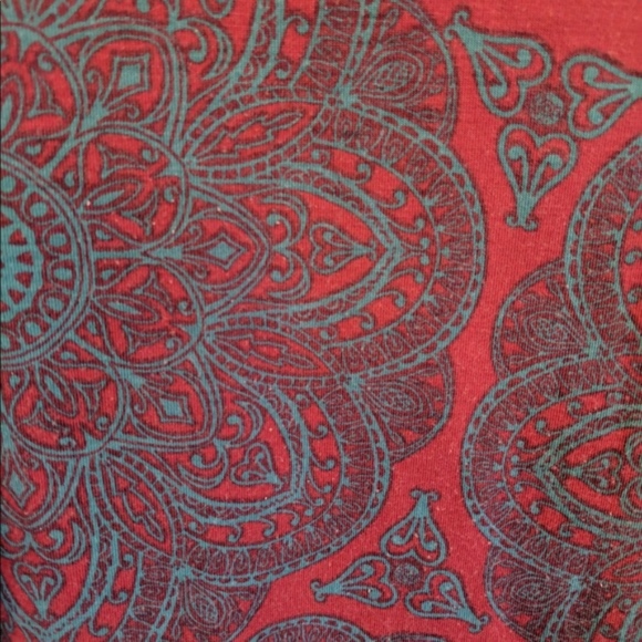 LuLaRoe Irma size small rare print maroon & teal - Picture 3 of 5